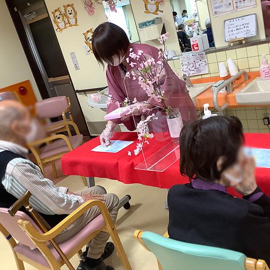 わかば通信 2022年5月号｜介護施設でお茶会